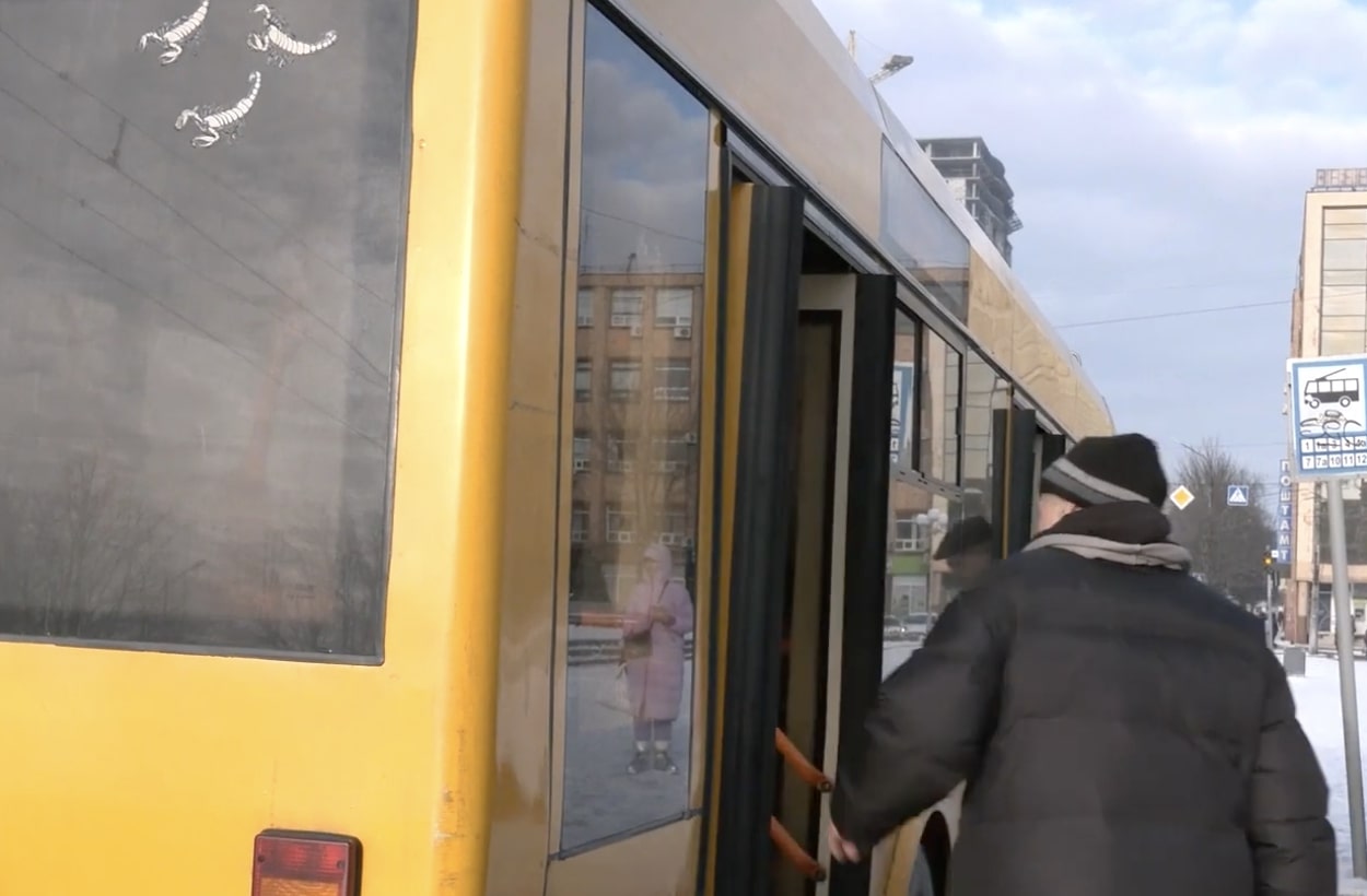 Нова система оплати проїзду у Черкасах: де ввели зміни
